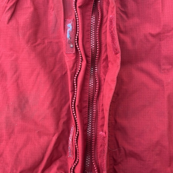 Red Columbia Ski Jacket - Picture 3 of 14